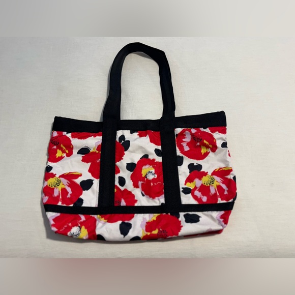 Lesportsac Poppy Garden Tote Bag Travel Luggage Spacious Packable Floral - Picture 3 of 7